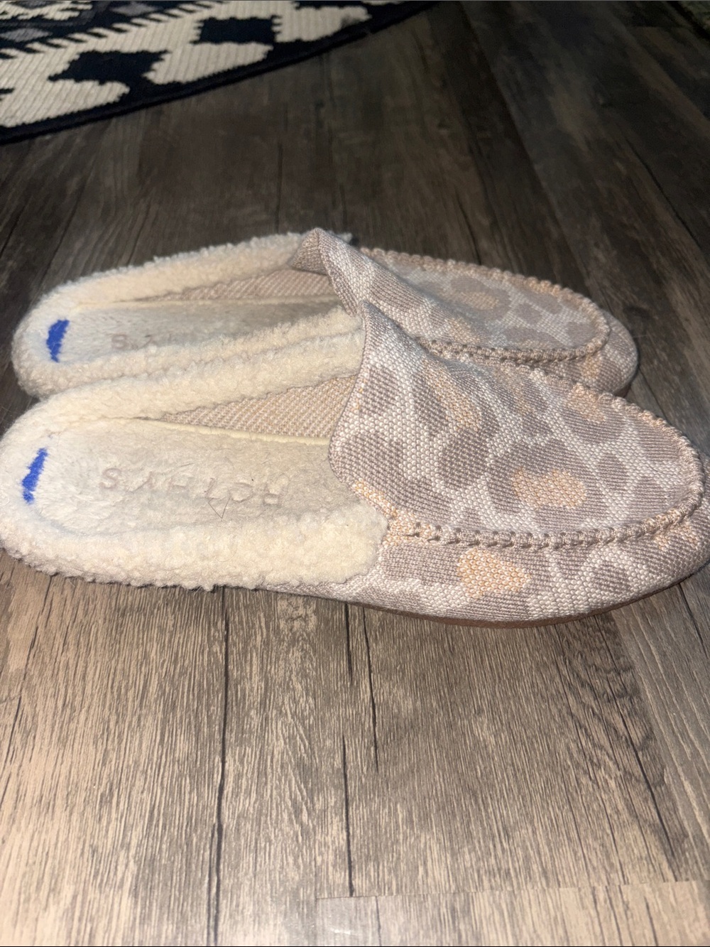 Rothy's The Scuff Slipper Cozy Cat Gray / Peach Size 9 - Picture 3 of 7